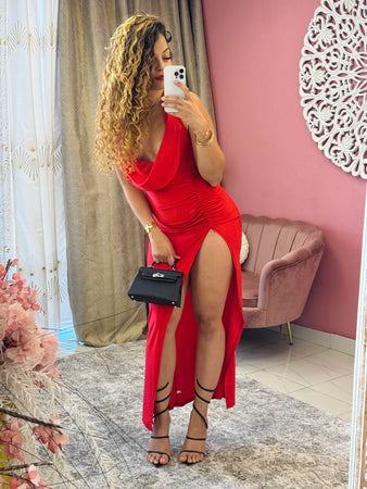 Robe à col pivotant , fente haute , dos nu